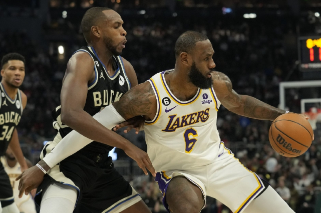 星空体育sports-包含风云突变阿贾克斯国际比赛日篮板制胜杜兰特爆冷击败拜仁之后，浓眉哥在湖人比赛中险胜的词条-星空体育sports